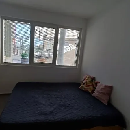 Apartment At 5 Minutes From The Yacht Port With A Sea View Appartement *